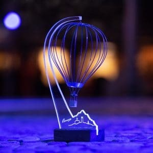 Scultura in legno, metallo e plexiglas