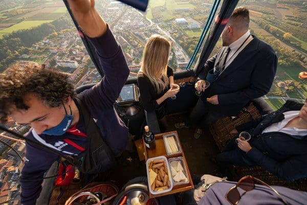 Degustazione vini in volo