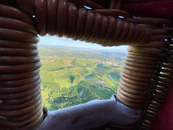 Giro in mongolfiera esclusivo su Barolo e le Langhe - immagine 8