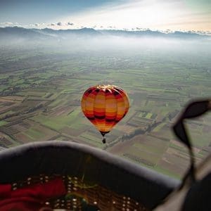 Voli in Mongolfiera da Mondovi con vista sulle Alpi innevate